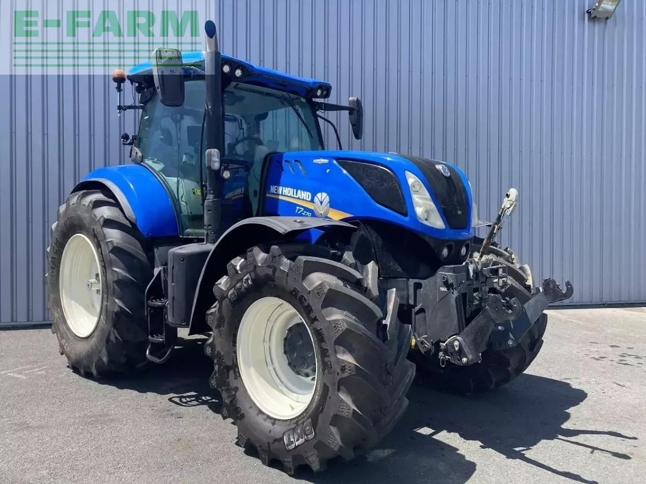 New Holland t7.270 auto command - Traktor: obrázek 3 New Holland t7.270 auto command - Traktor: obrázek 3