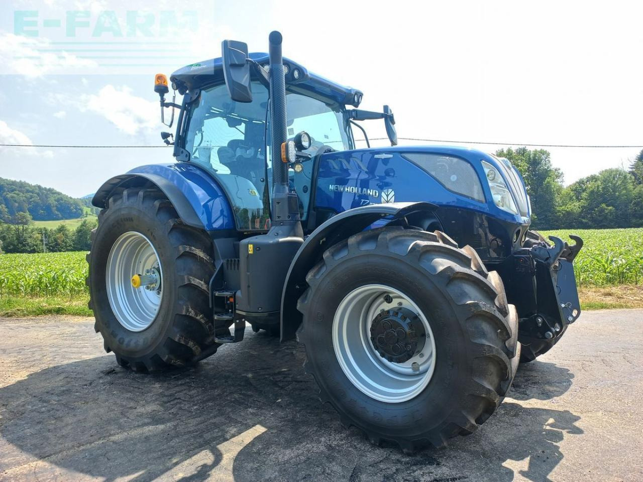 New Holland t7.270 auto command sidewinder ii (stage v) - Traktor: obrázek 3 New Holland t7.270 auto command sidewinder ii (stage v) - Traktor: obrázek 3