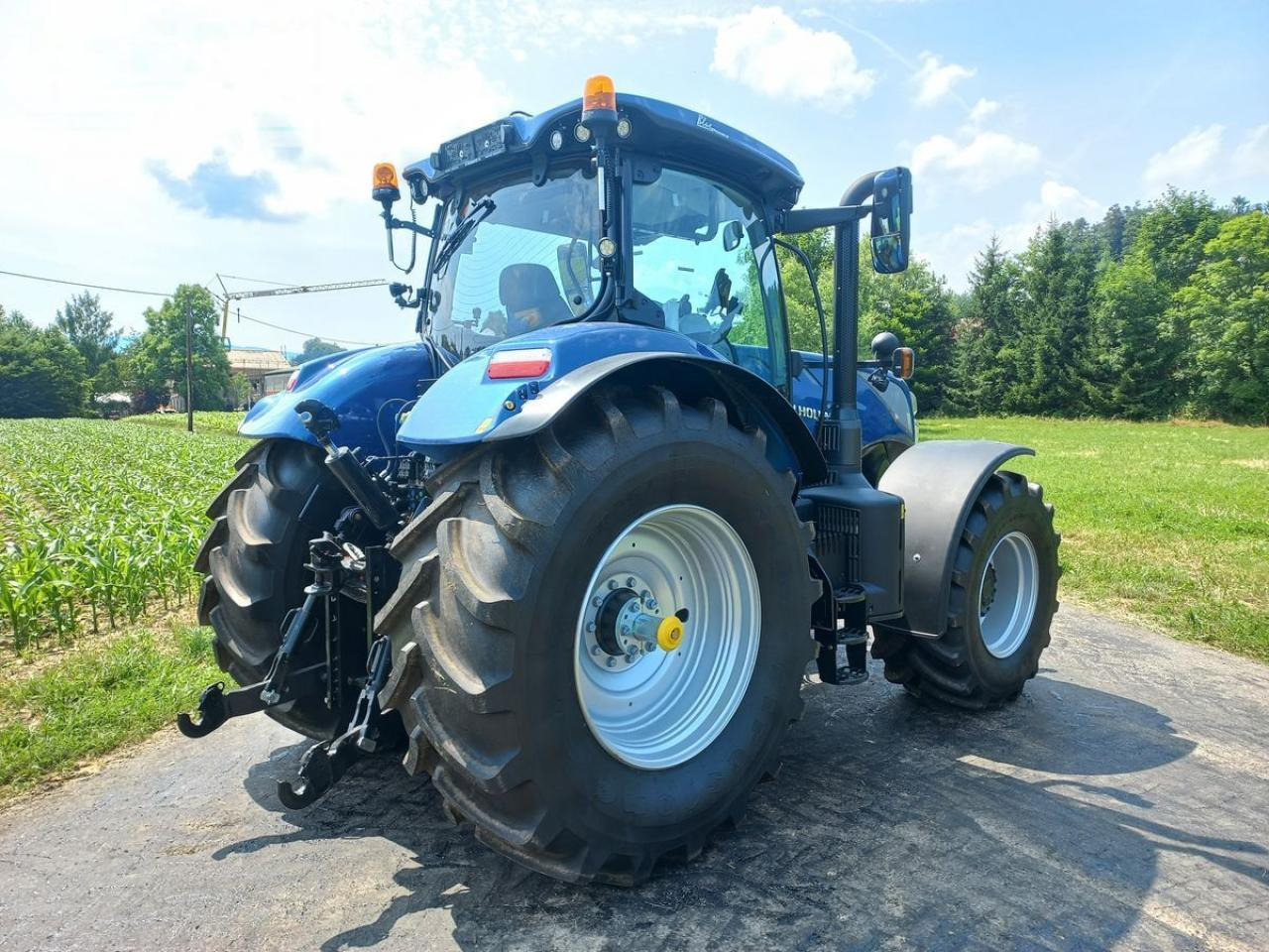 New Holland t7.270 auto command sidewinder ii (stage v) - Traktor: obrázek 5 New Holland t7.270 auto command sidewinder ii (stage v) - Traktor: obrázek 5