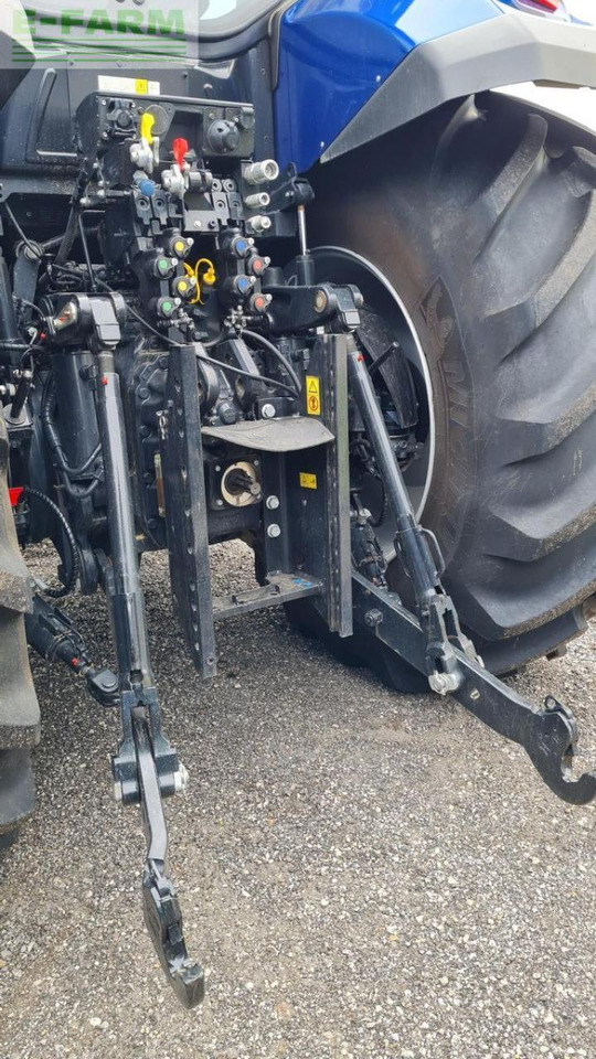 Traktor New Holland t7.300auto command: obrázek 9