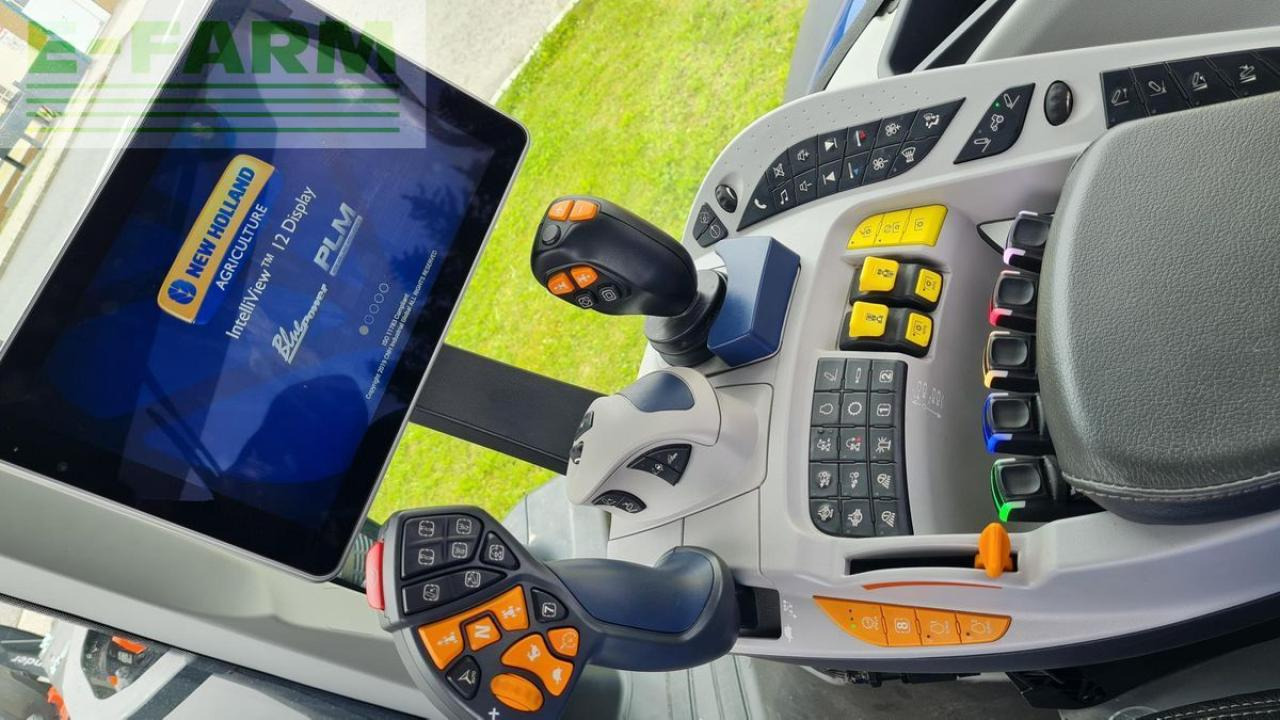 Traktor New Holland t7.300auto command: obrázek 6