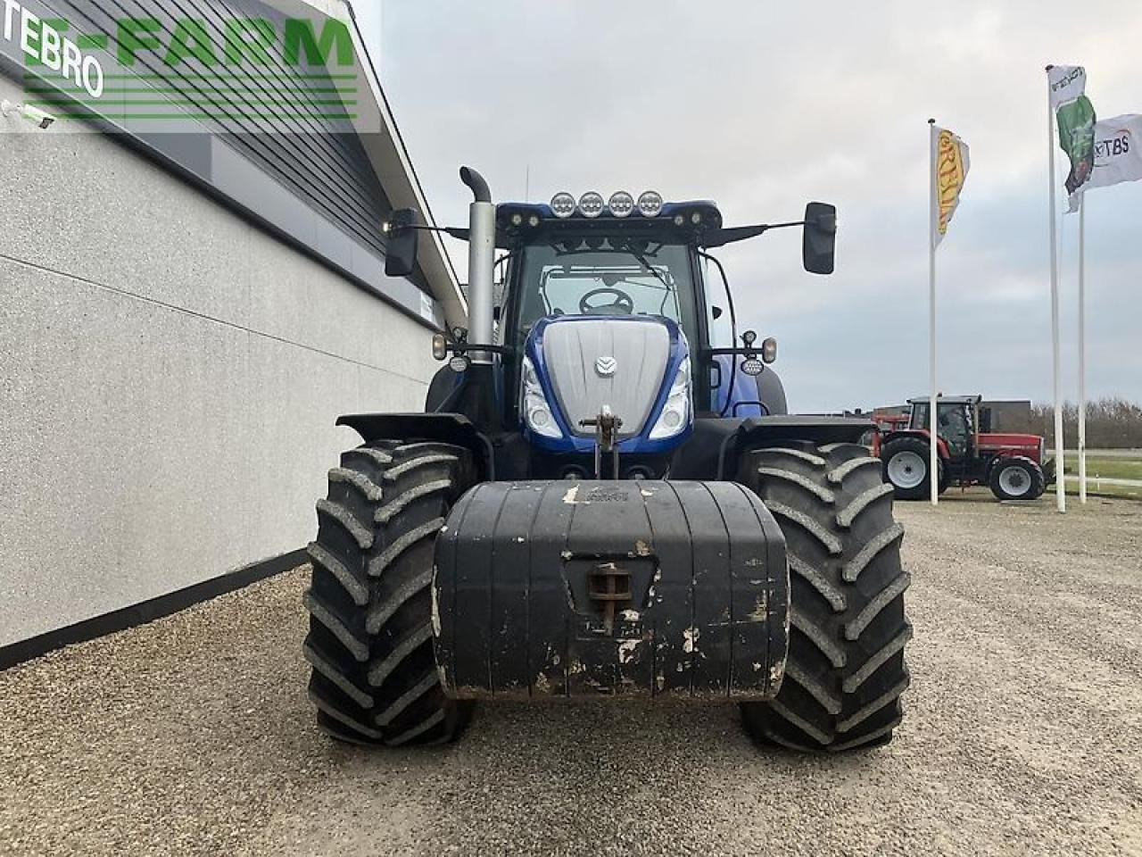 New Holland t7.315 ac - Traktor: obrázek 2 New Holland t7.315 ac - Traktor: obrázek 2
