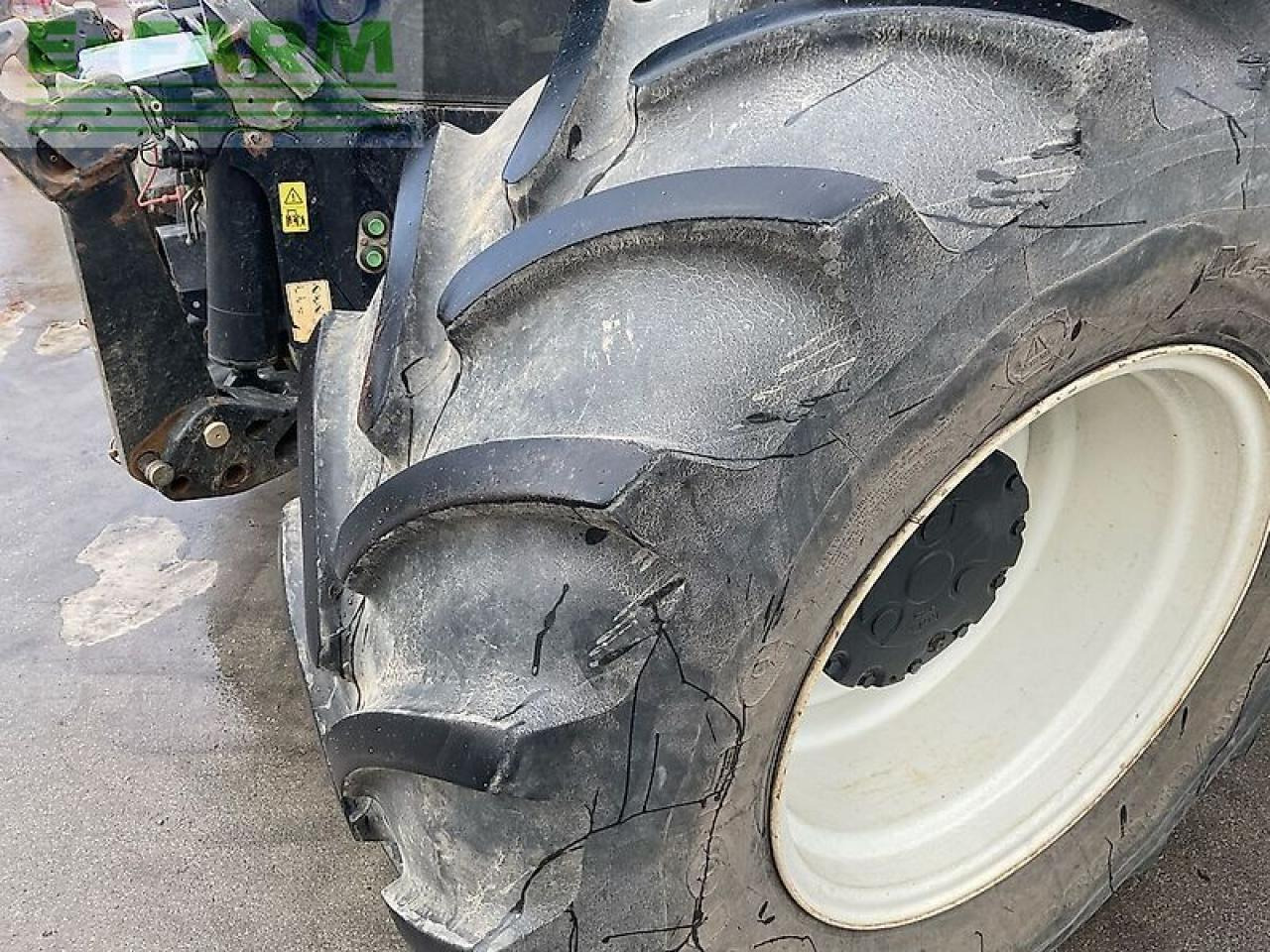 Traktor New Holland t7050: obrázek 18