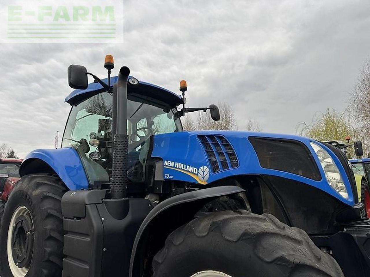 Traktor New Holland t8.330 ultra command: obrázek 21