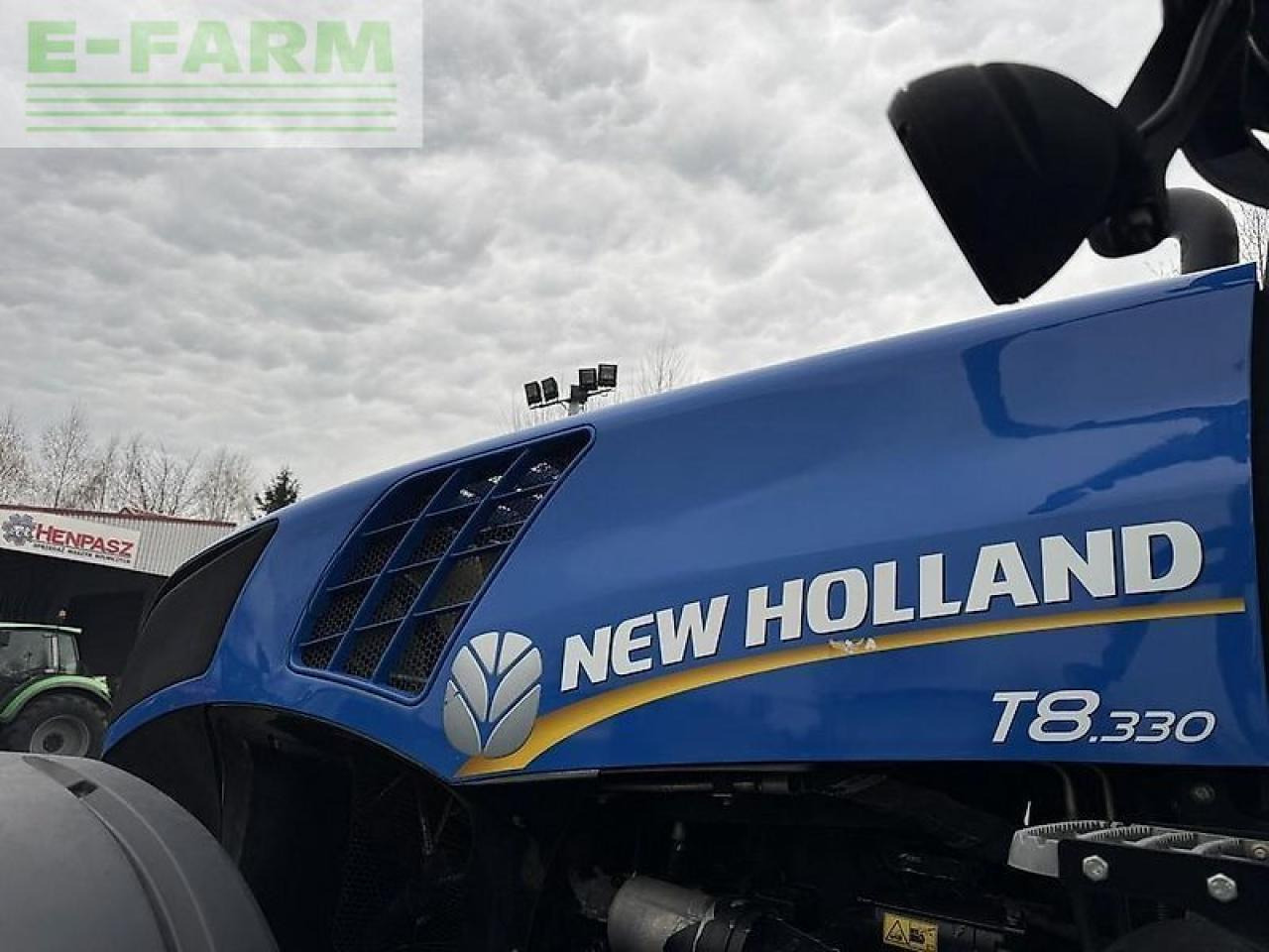 Traktor New Holland t8.330 ultra command: obrázek 30