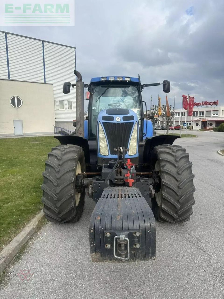 New Holland t8040 - Traktor: obrázek 2 New Holland t8040 - Traktor: obrázek 2