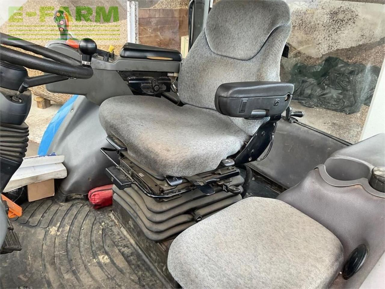 New Holland tg 285 - Traktor: obrázek 4 New Holland tg 285 - Traktor: obrázek 4