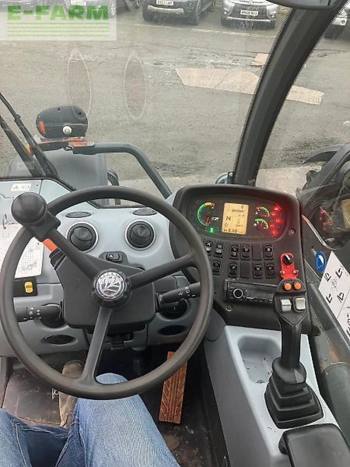 Teleskopický manipulátor New Holland th6.32s: obrázek 10