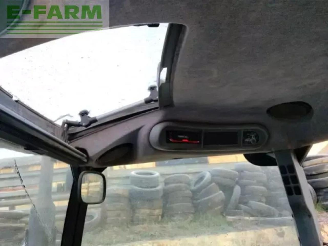 New Holland tsa 125 - Traktor: obrázek 5 New Holland tsa 125 - Traktor: obrázek 5