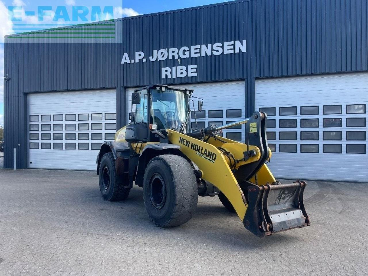 New Holland w 190 - Mini rýpadlo: obrázek 2 New Holland w 190 - Mini rýpadlo: obrázek 2
