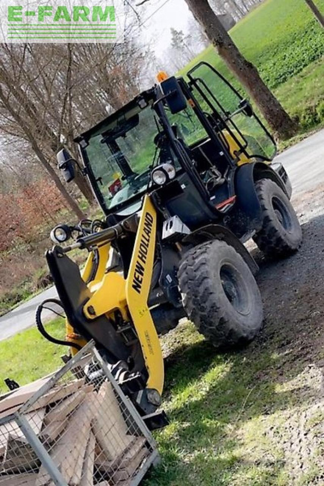 New Holland w50c - Mini rýpadlo: obrázek 1 New Holland w50c - Mini rýpadlo: obrázek 1