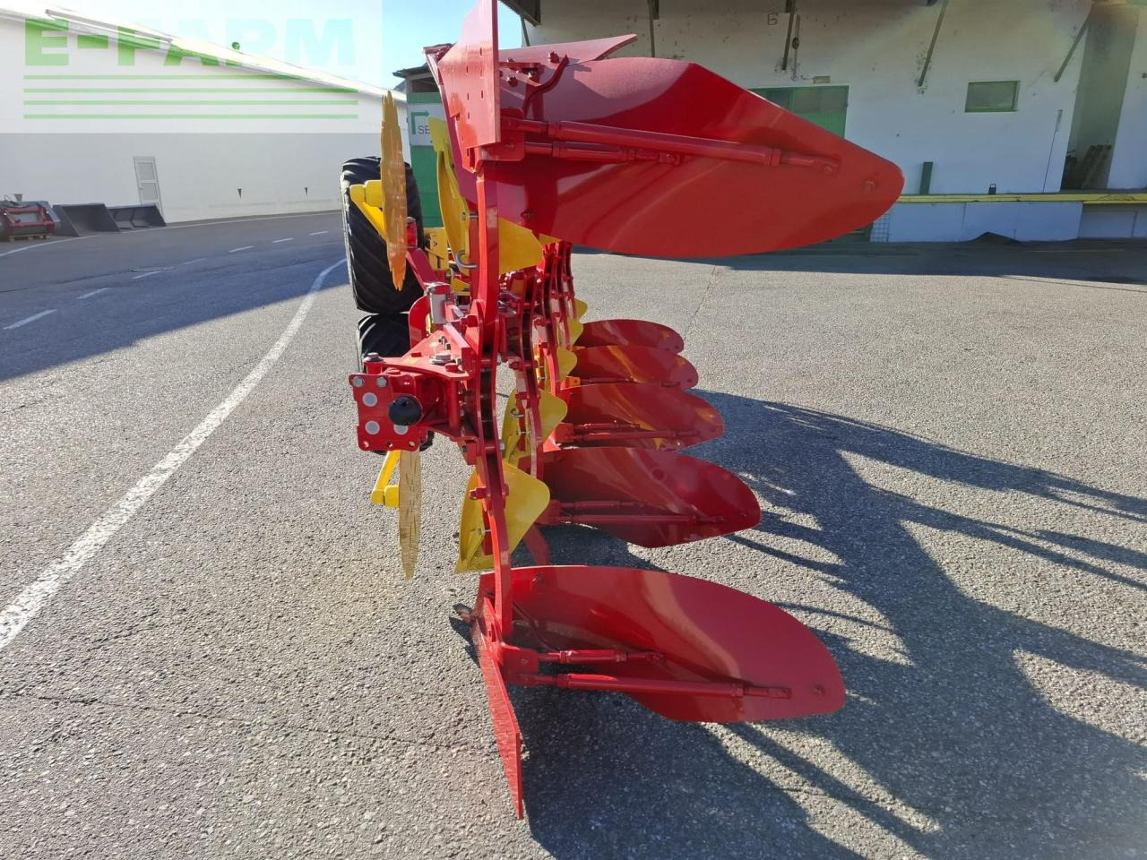 Pöttinger Servo 3000 - Pluh: obrázek 5 Pöttinger Servo 3000 - Pluh: obrázek 5