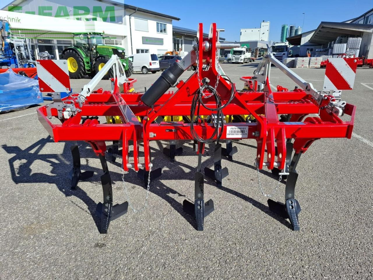 Pöttinger Synkro 3030 - Kultivátor: obrázek 4 Pöttinger Synkro 3030 - Kultivátor: obrázek 4