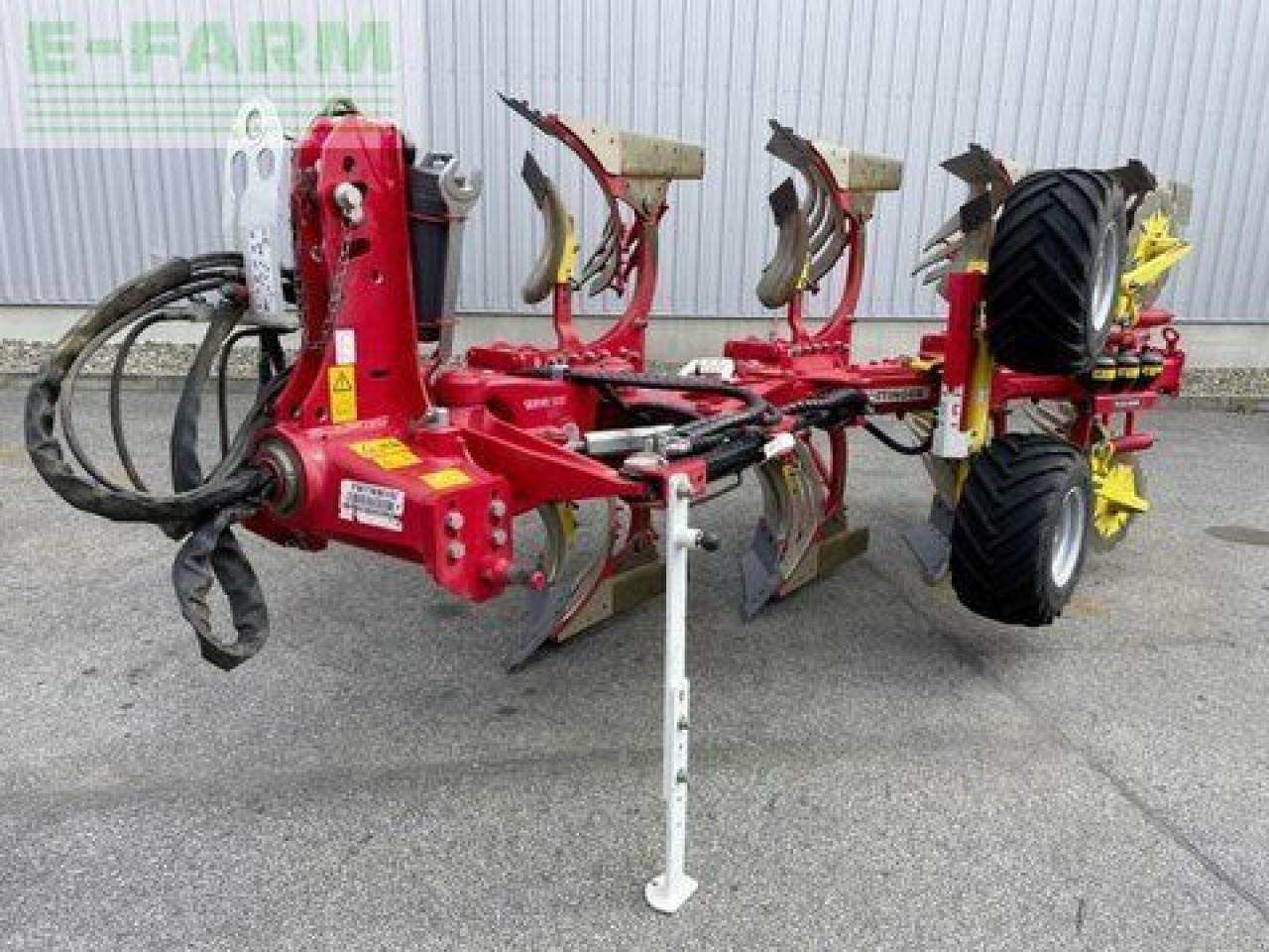 Pöttinger servo 3000 plus nova 4-scharig - Pluh: obrázek 2 Pöttinger servo 3000 plus nova 4-scharig - Pluh: obrázek 2