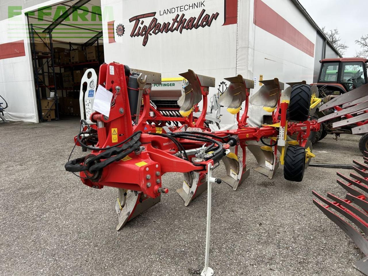 Pöttinger servo 4000 plus - Pluh: obrázek 4 Pöttinger servo 4000 plus - Pluh: obrázek 4