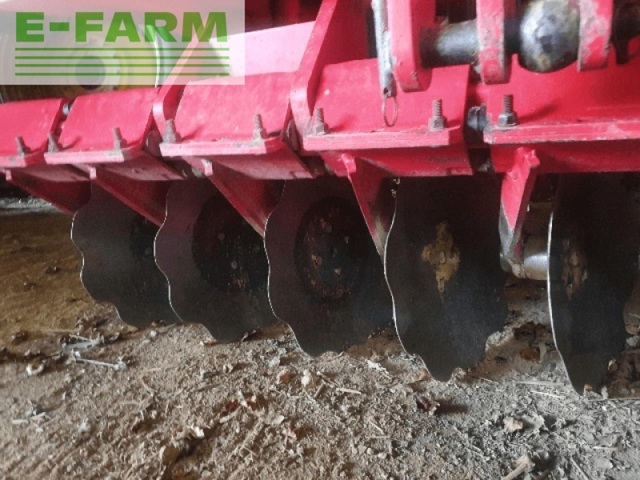 Pöttinger terradisc 3000 - Kultivátor: obrázek 5 Pöttinger terradisc 3000 - Kultivátor: obrázek 5