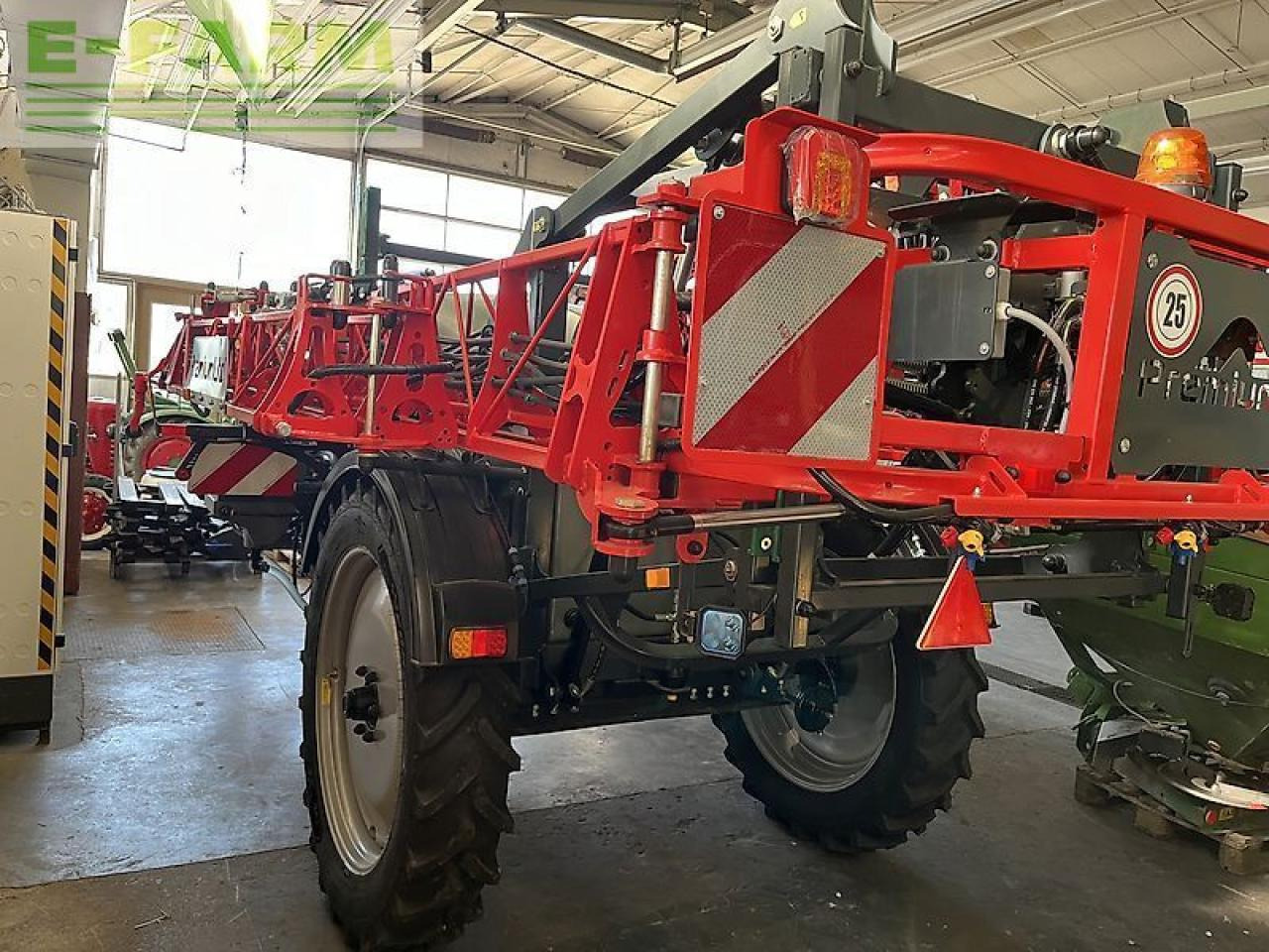 PremiumLTD 2521 b-pro - Tažený postřikovač: obrázek 2 PremiumLTD 2521 b-pro - Tažený postřikovač: obrázek 2