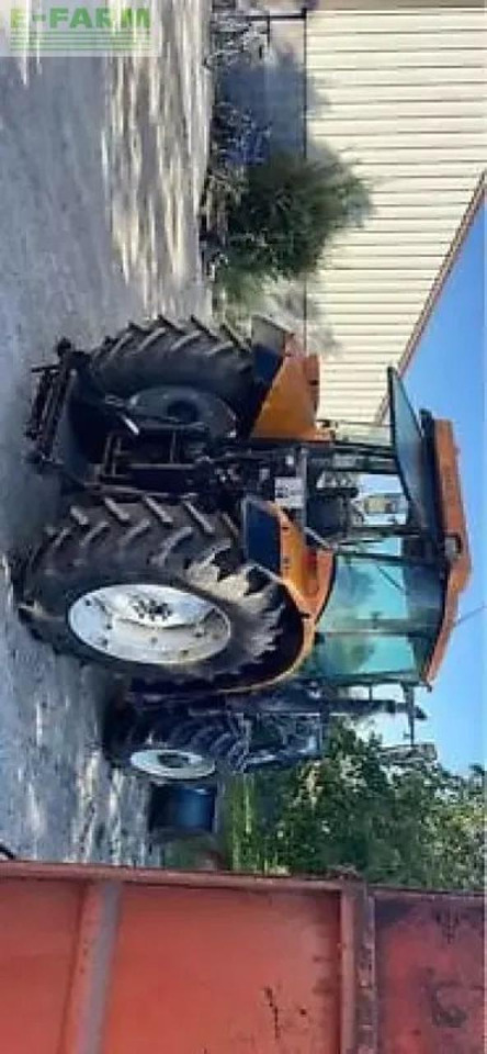 Renault ares 550 rz - Traktor: obrázek 4 Renault ares 550 rz - Traktor: obrázek 4