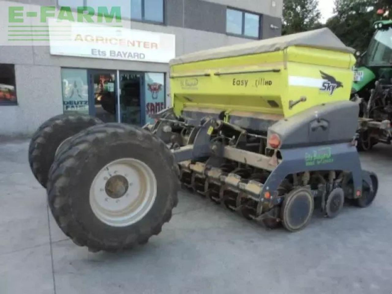 Spearhead easy drill 300 - Přesný secí stroj: obrázek 1 Spearhead easy drill 300 - Přesný secí stroj: obrázek 1