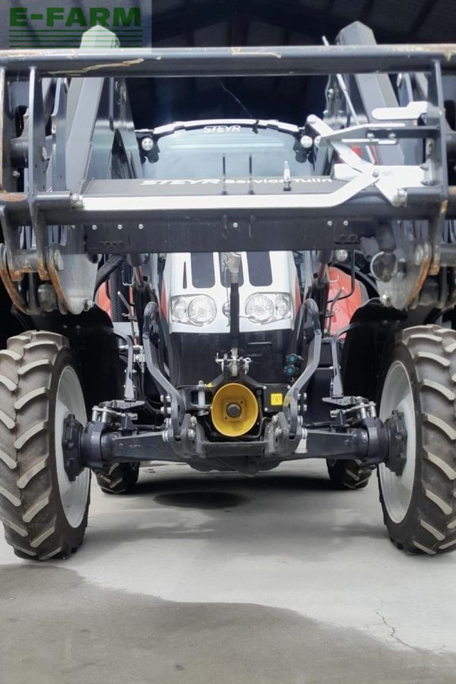 Steyr 4100 multi (stage v) - Traktor: obrázek 3 Steyr 4100 multi (stage v) - Traktor: obrázek 3