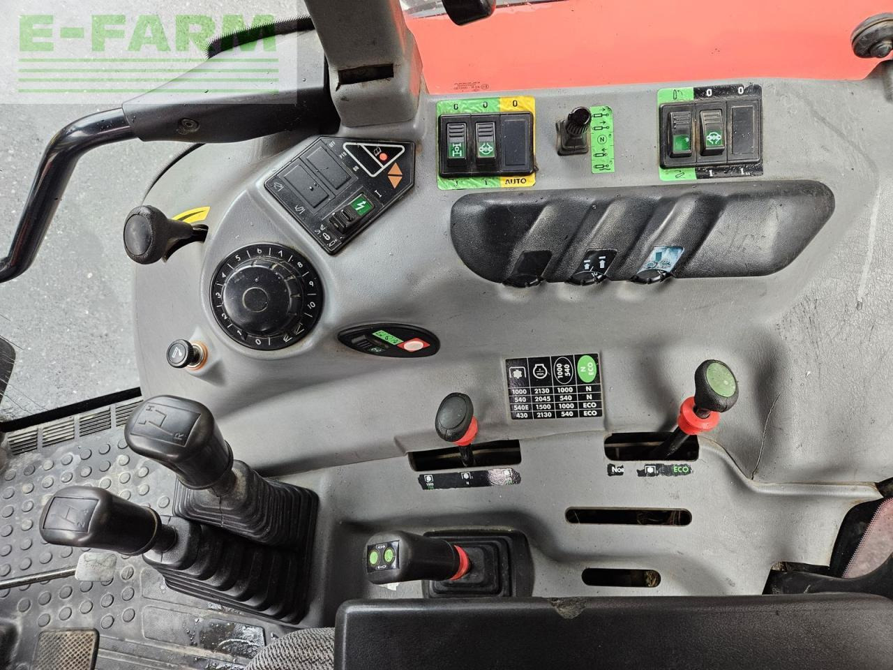 Traktor Steyr 9100 m: obrázek 25 Traktor Steyr 9100 m: obrázek 25