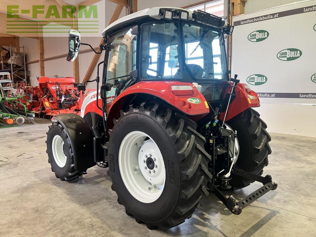 Steyr kompakt 4055 s komfort S - Traktor: obrázek 4 Steyr kompakt 4055 s komfort S - Traktor: obrázek 4