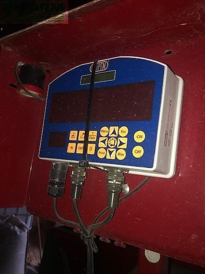 Strautmann doublek 1500 - Zařízení pro chov skotu: obrázek 3 Strautmann doublek 1500 - Zařízení pro chov skotu: obrázek 3