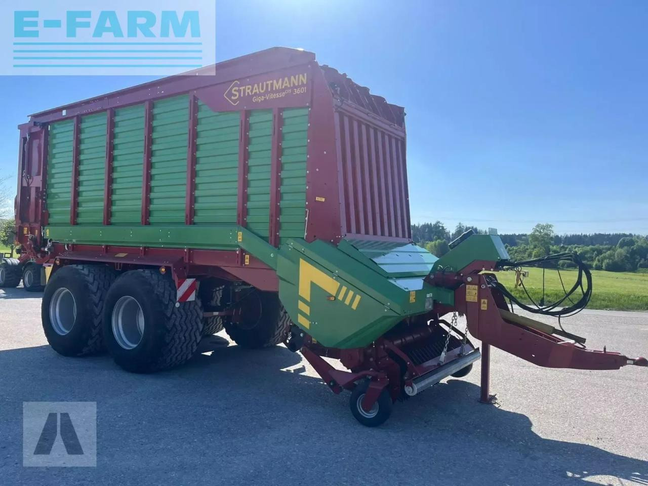 Strautmann giga vitesse 3601 - Samonakládací vůz: obrázek 4 Strautmann giga vitesse 3601 - Samonakládací vůz: obrázek 4