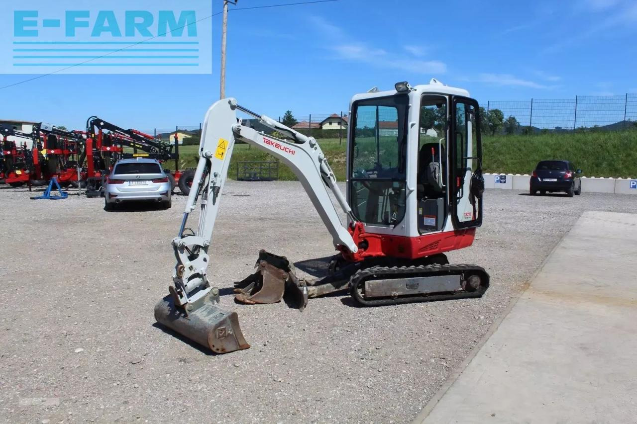 Takeuchi minibagger tb 216 mit powertilt - Mini rýpadlo: obrázek 1 Takeuchi minibagger tb 216 mit powertilt - Mini rýpadlo: obrázek 1