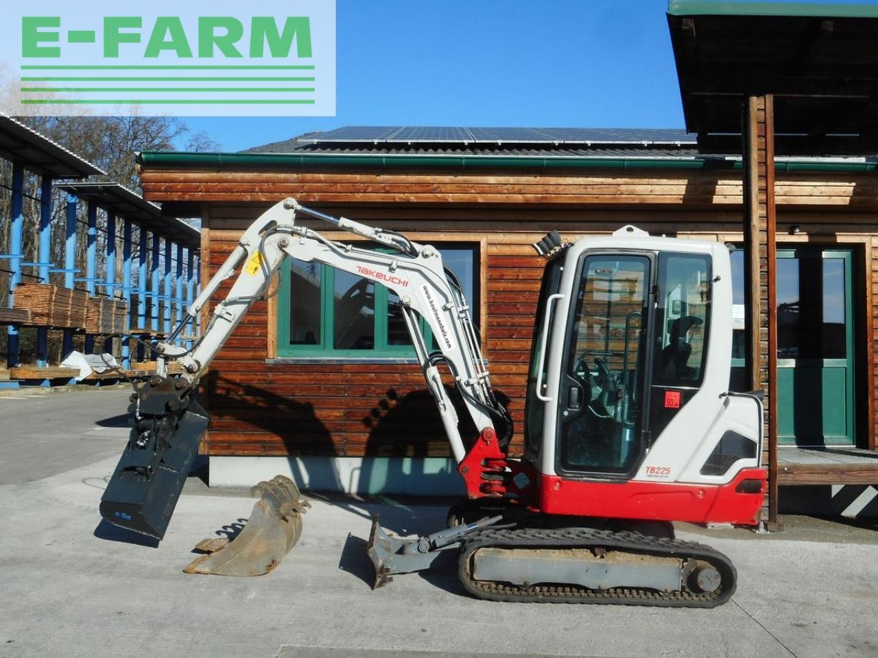 Takeuchi tb 225 ( 2.400kg ) mit hydr. verstellfahrwerk - Mini rýpadlo: obrázek 1 Takeuchi tb 225 ( 2.400kg ) mit hydr. verstellfahrwerk - Mini rýpadlo: obrázek 1
