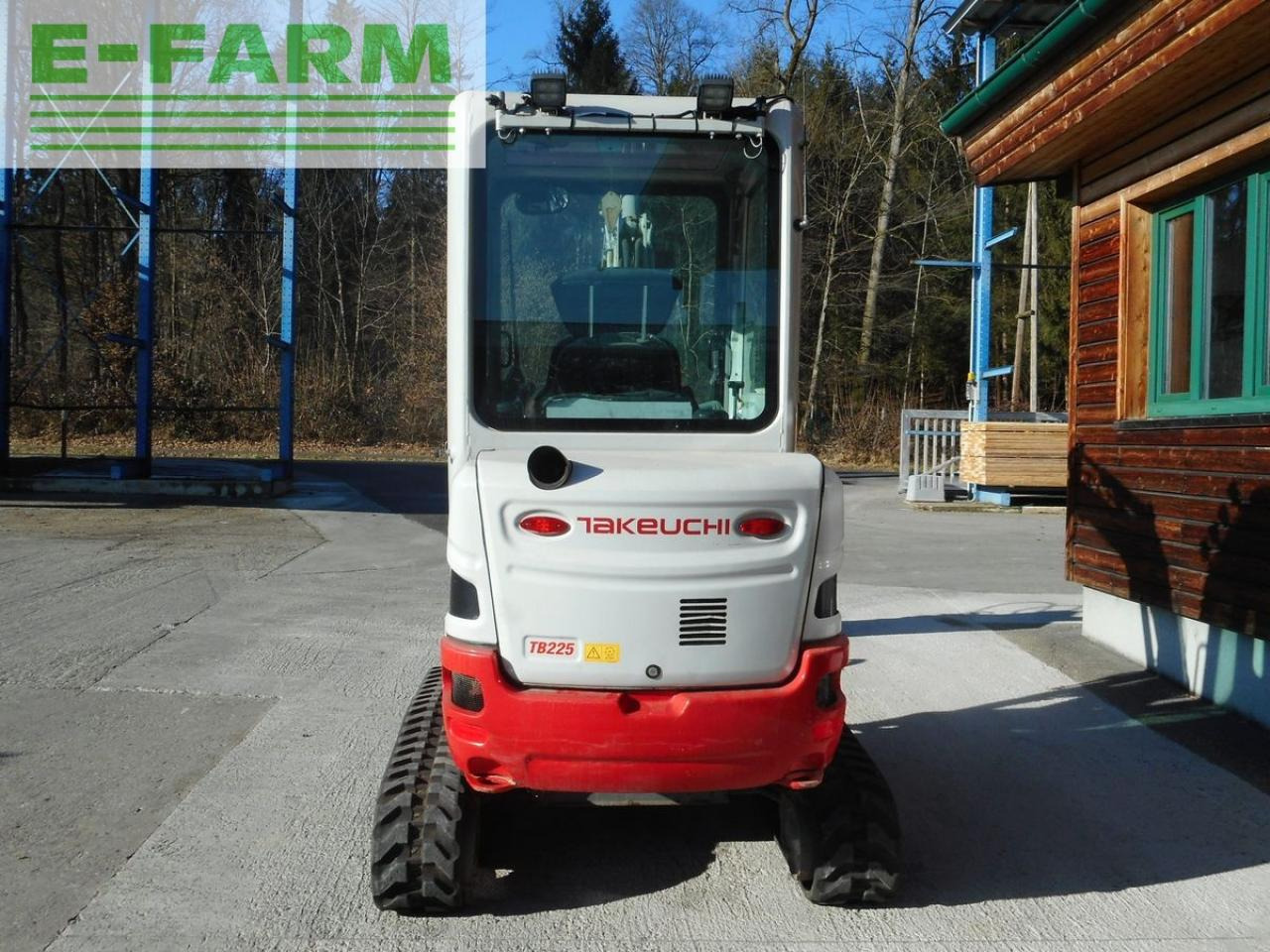 Takeuchi tb 225 ( 2.400kg ) mit hydr. verstellfahrwerk - Mini rýpadlo: obrázek 3 Takeuchi tb 225 ( 2.400kg ) mit hydr. verstellfahrwerk - Mini rýpadlo: obrázek 3