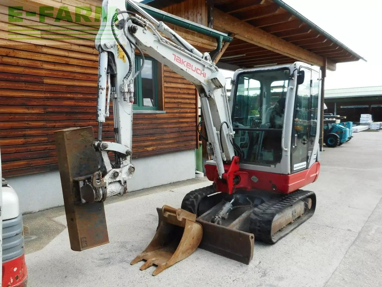 Takeuchi tb 228 ( 2.810kg ) powertilt - Mini rýpadlo: obrázek 2 Takeuchi tb 228 ( 2.810kg ) powertilt - Mini rýpadlo: obrázek 2