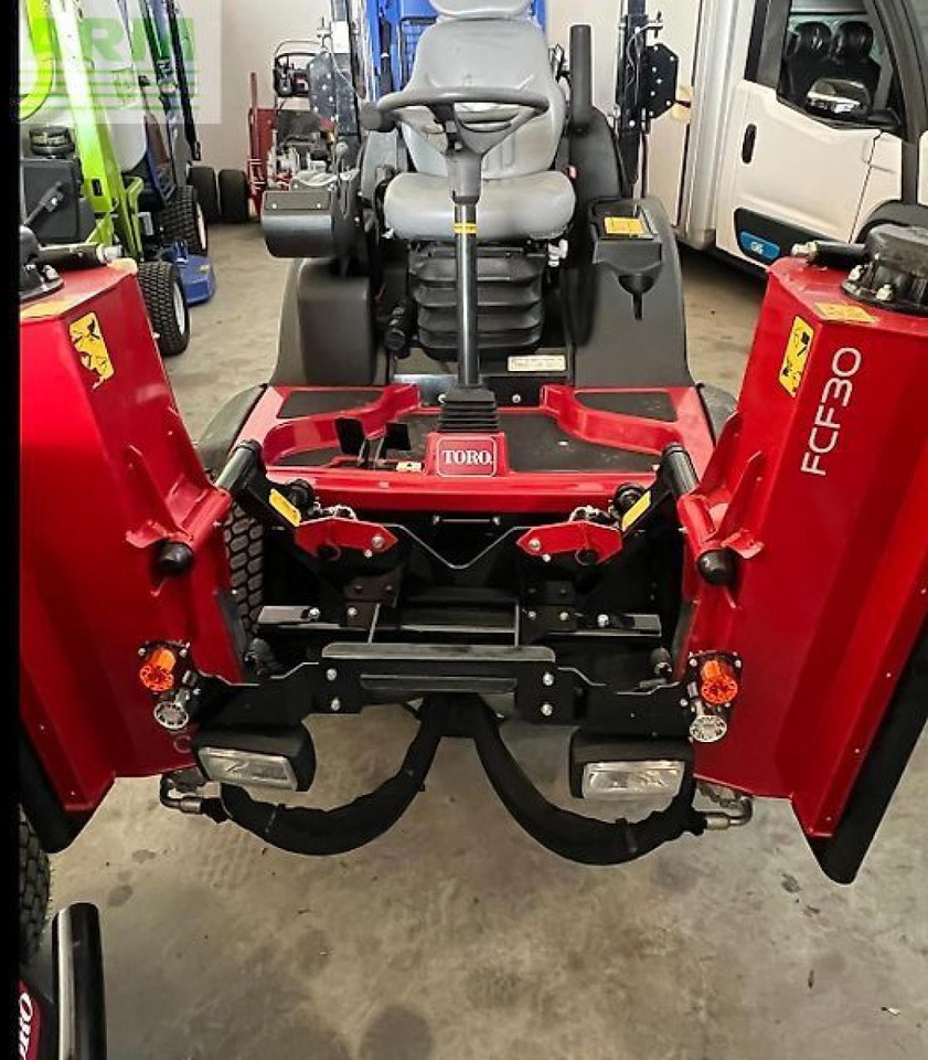 Toro lt-f 3000 - Žací stroj: obrázek 1 Toro lt-f 3000 - Žací stroj: obrázek 1
