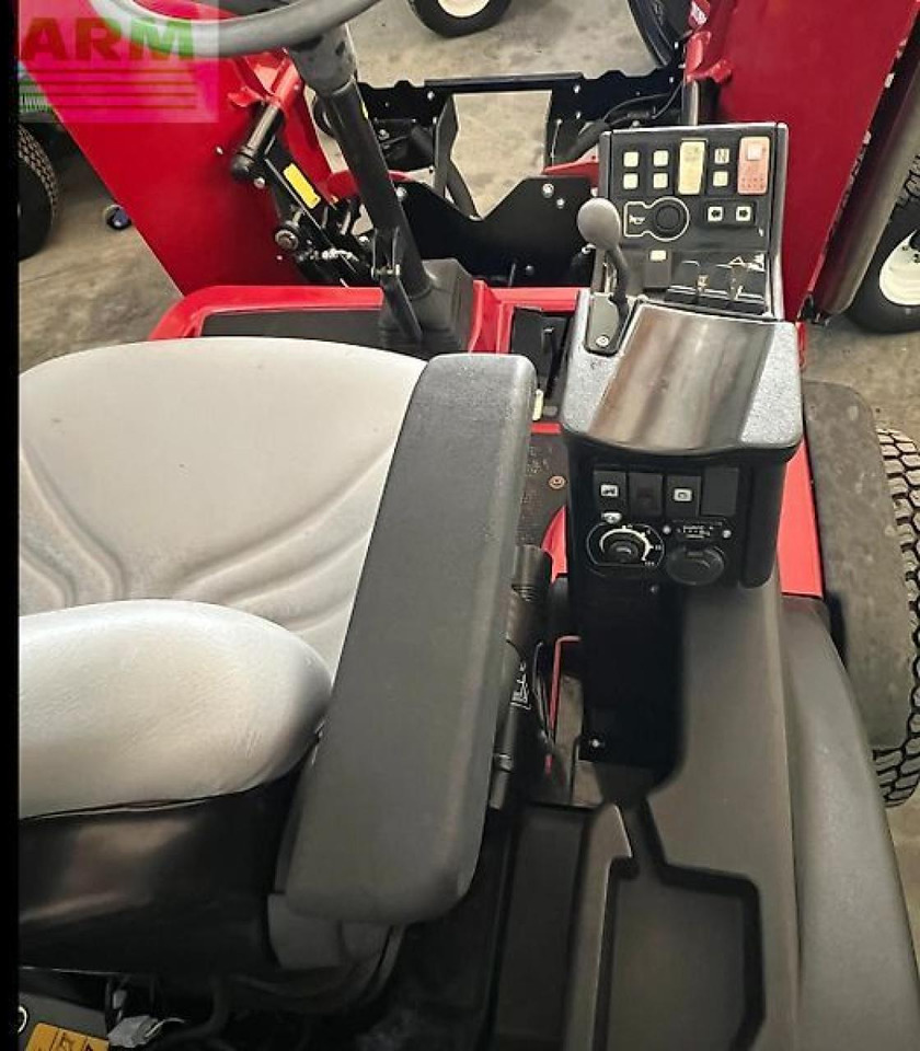 Toro lt-f 3000 - Žací stroj: obrázek 4 Toro lt-f 3000 - Žací stroj: obrázek 4