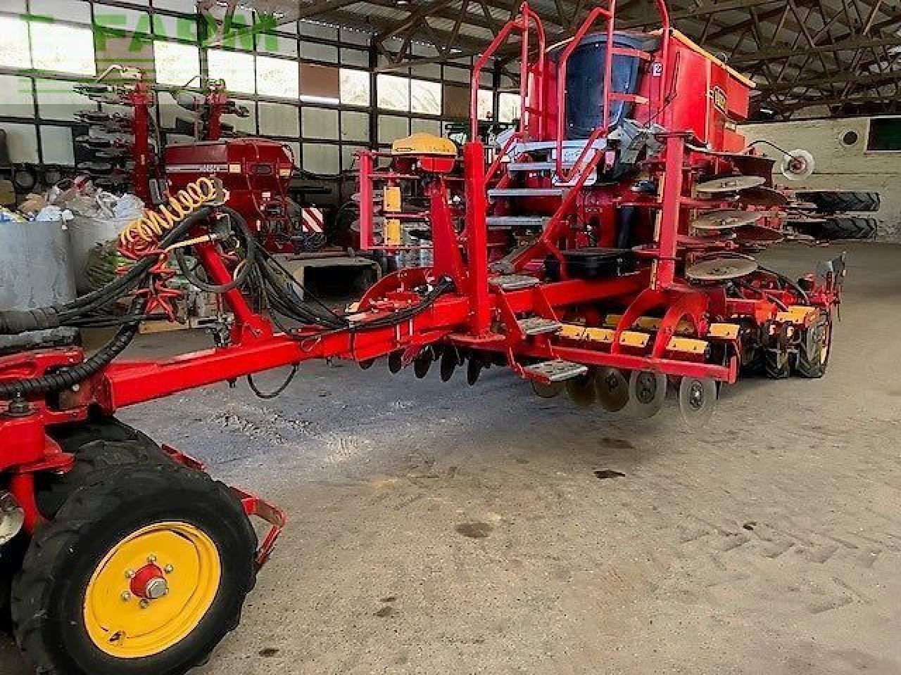 Väderstad rapid 400 s - Secí stroj: obrázek 1 Väderstad rapid 400 s - Secí stroj: obrázek 1