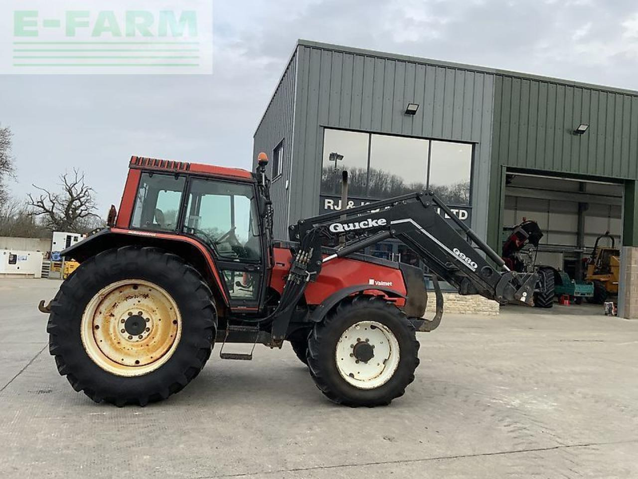 Valmet 8100 twin track reverse drive tractor - Traktor: obrázek 2 Valmet 8100 twin track reverse drive tractor - Traktor: obrázek 2