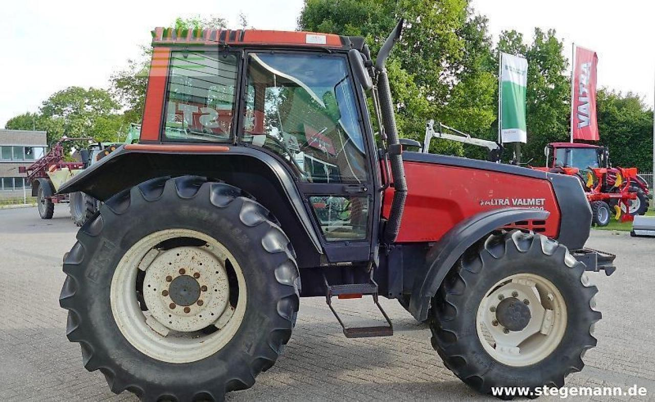 Valmet valtra 6200 - Traktor: obrázek 3 Valmet valtra 6200 - Traktor: obrázek 3
