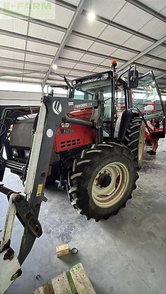 Valtra 6250 - Traktor: obrázek 2 Valtra 6250 - Traktor: obrázek 2