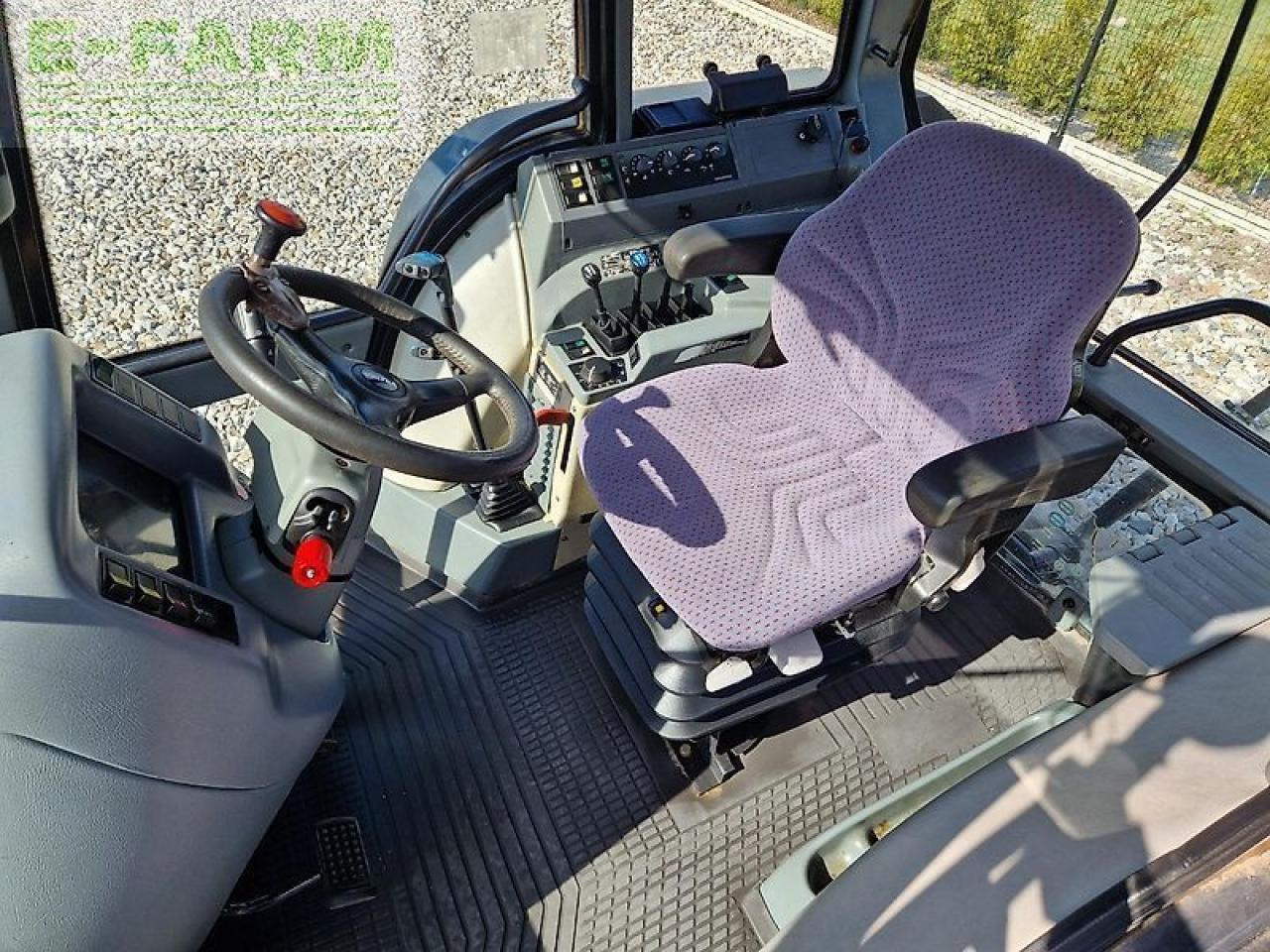 Traktor Valtra 8050 hitech HiTech: obrázek 6
