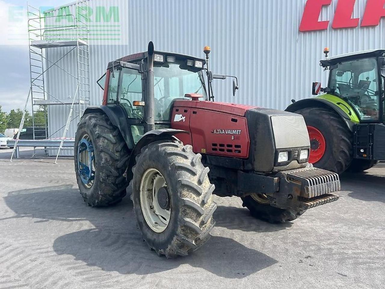 Valtra 8350 hitech HiTech - Traktor: obrázek 1 Valtra 8350 hitech HiTech - Traktor: obrázek 1
