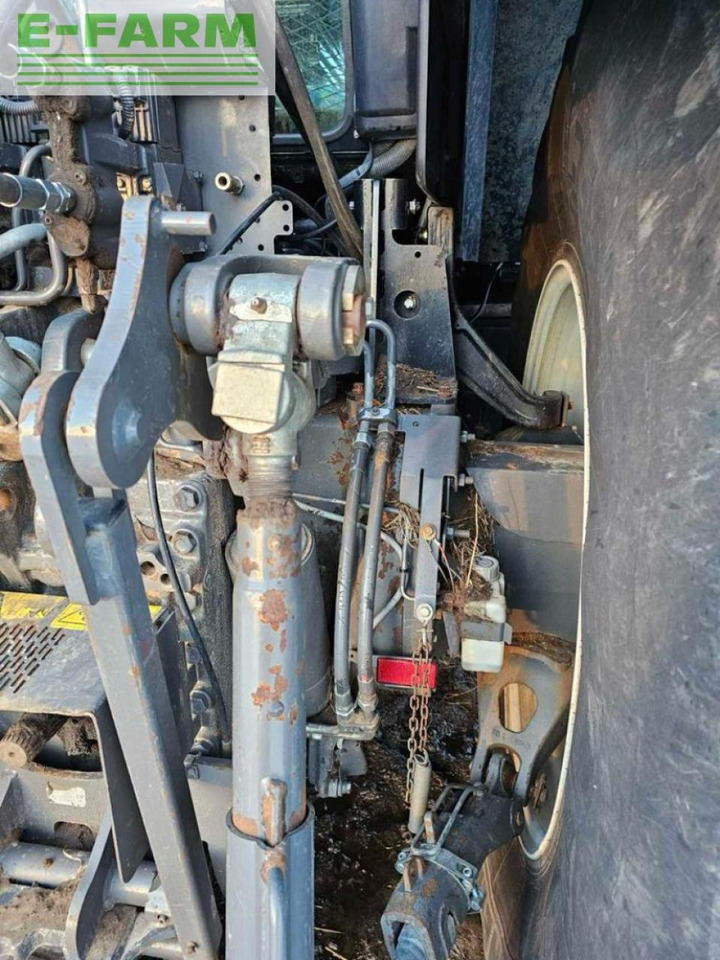 Valtra S294 - Traktor: obrázek 3 Valtra S294 - Traktor: obrázek 3
