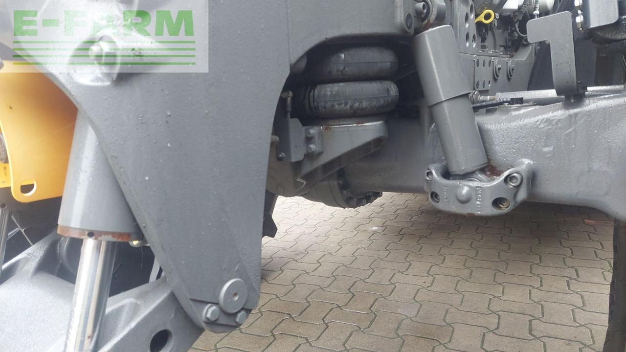 Valtra T 174 - Traktor: obrázek 2 Valtra T 174 - Traktor: obrázek 2