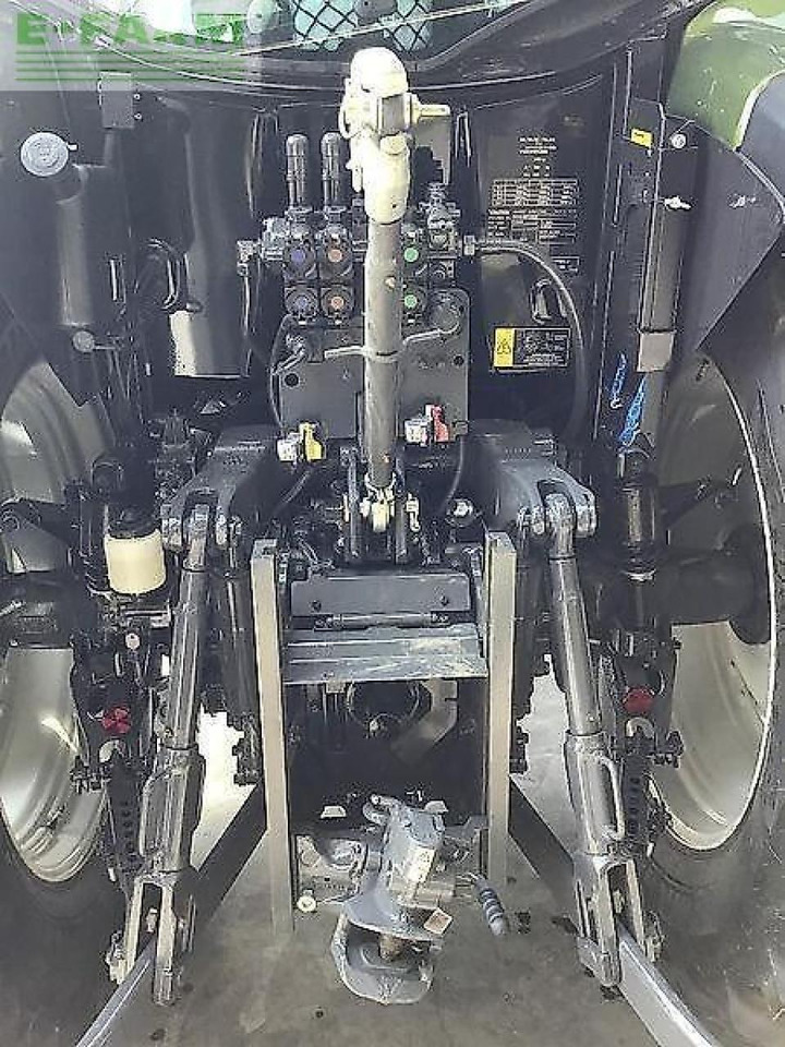 Traktor Valtra a115 mh4: obrázek 7