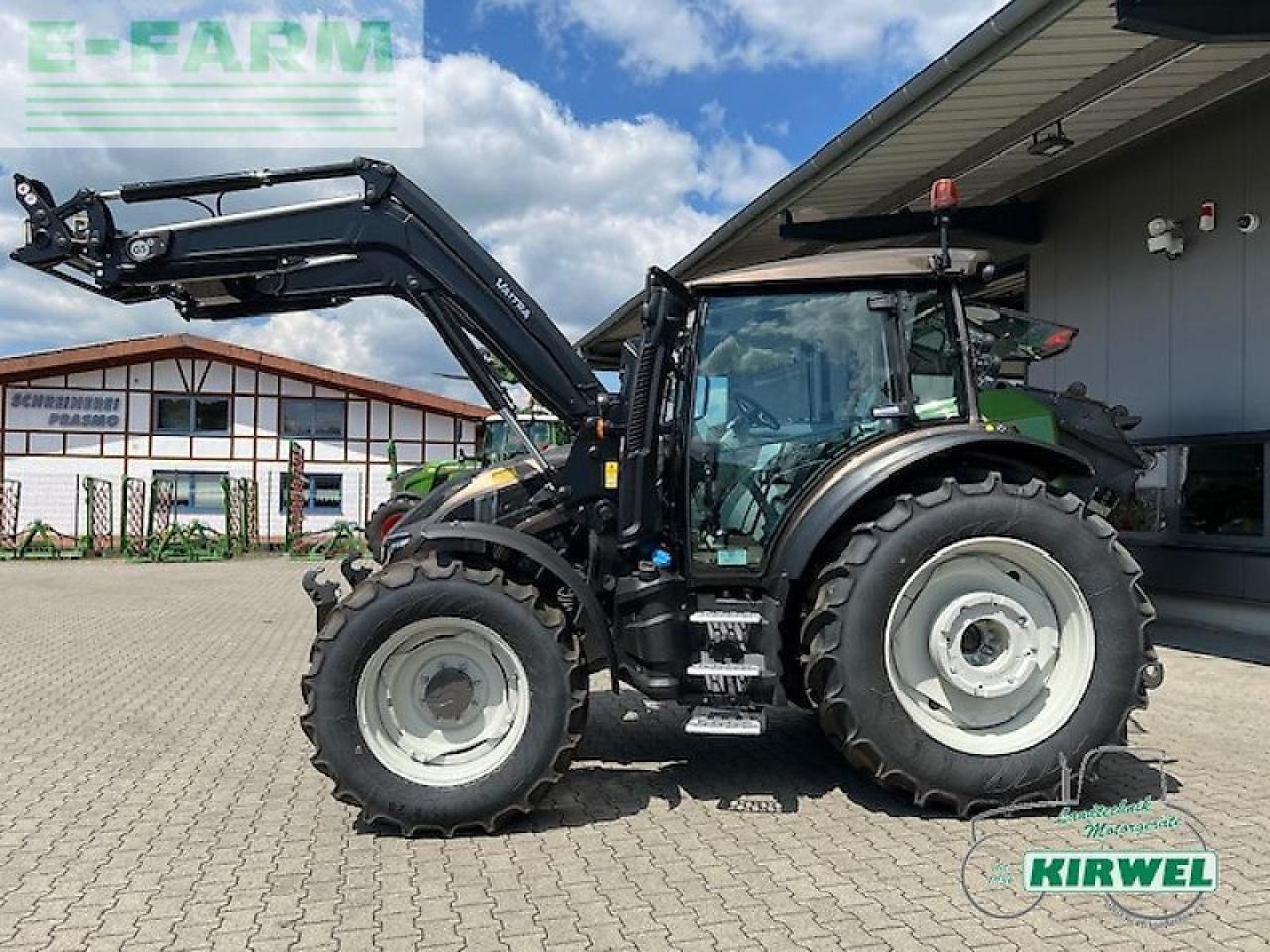 Valtra g 125 active Active - Traktor: obrázek 5 Valtra g 125 active Active - Traktor: obrázek 5