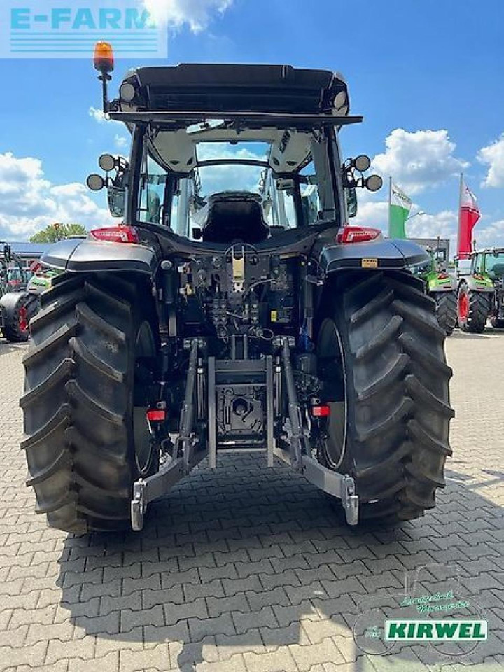 Traktor Valtra g 125 active Active: obrázek 8