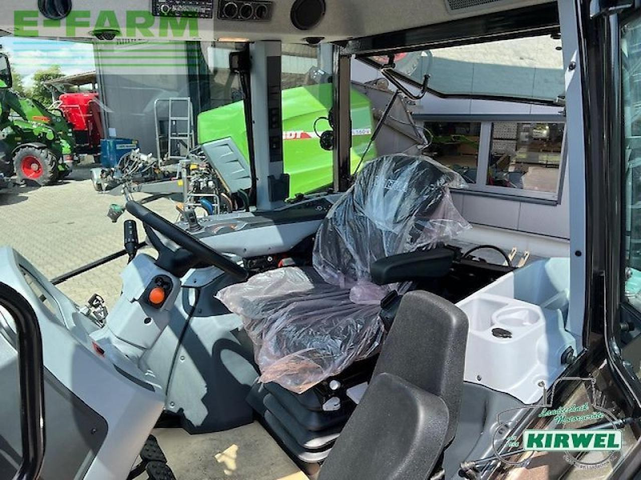 Traktor Valtra g 125 active Active: obrázek 11
