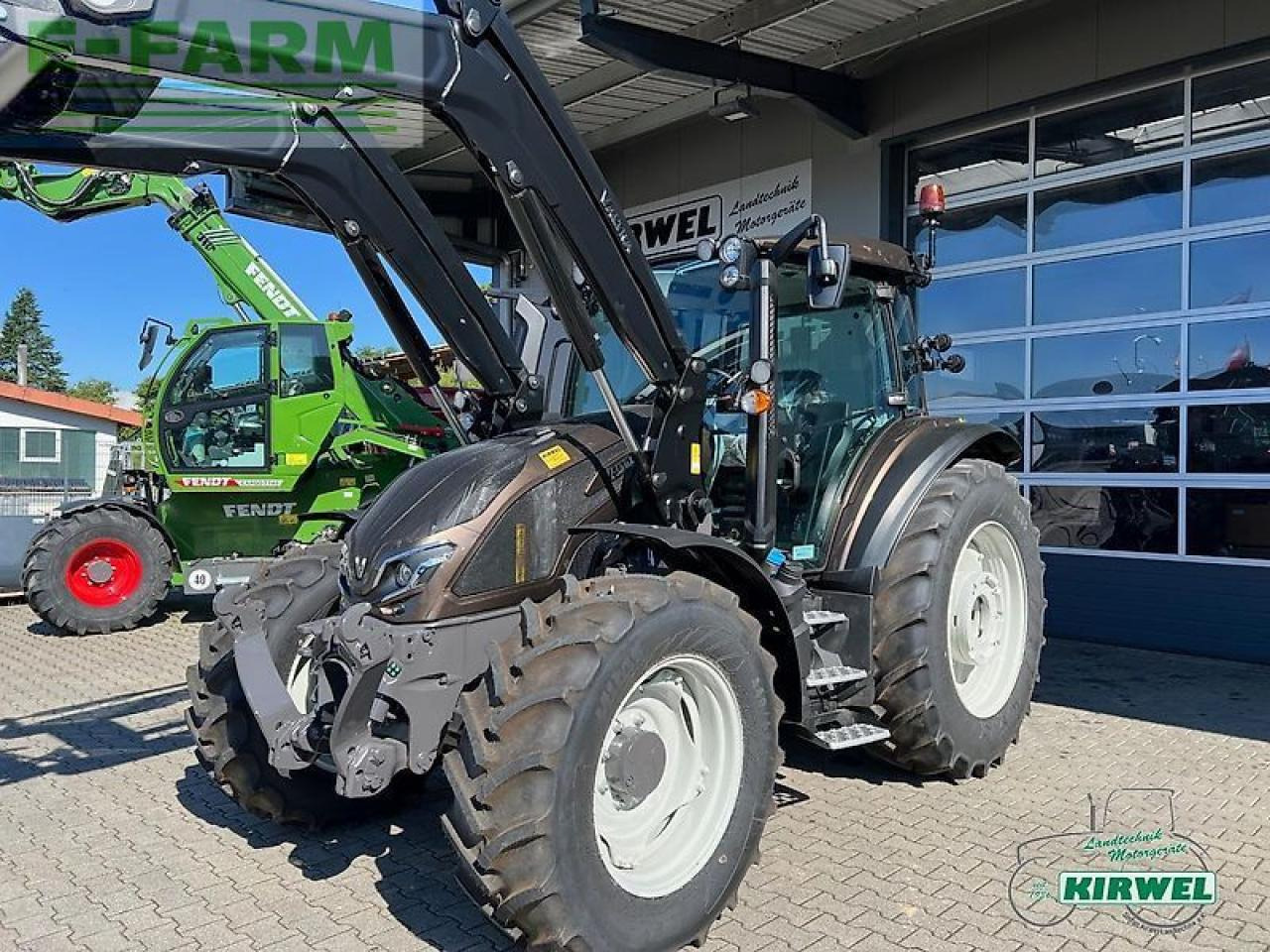Valtra g 125 active Active - Traktor: obrázek 4 Valtra g 125 active Active - Traktor: obrázek 4