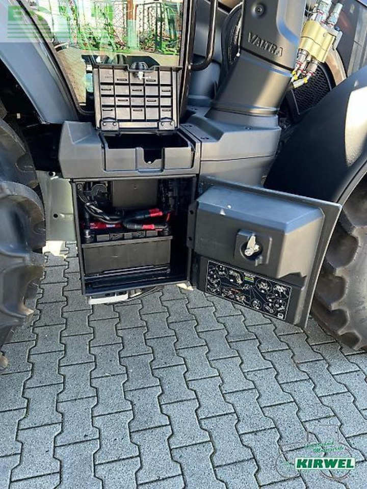 Traktor Valtra g 125 active Active: obrázek 17