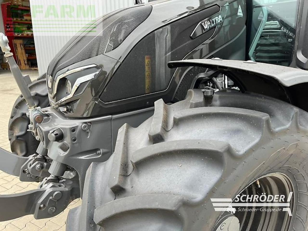 Valtra g 135 a - Traktor: obrázek 2 Valtra g 135 a - Traktor: obrázek 2
