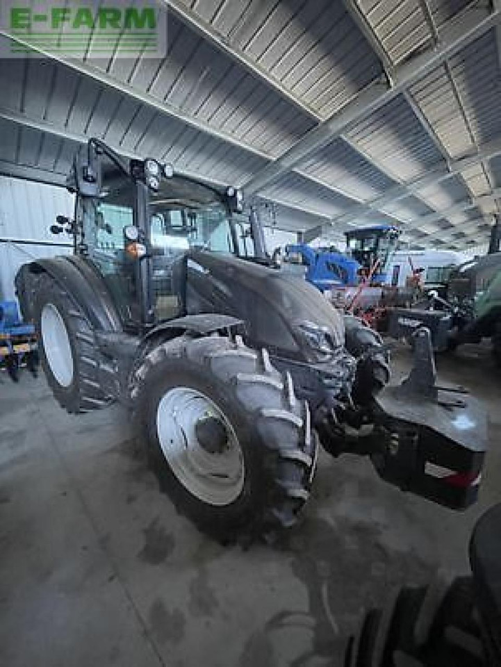 Valtra g125 - Traktor: obrázek 2 Valtra g125 - Traktor: obrázek 2